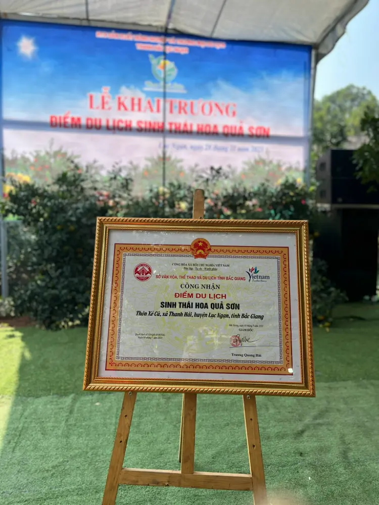 Hoa Quả Sơn – Nhà vườn Hữu Luật